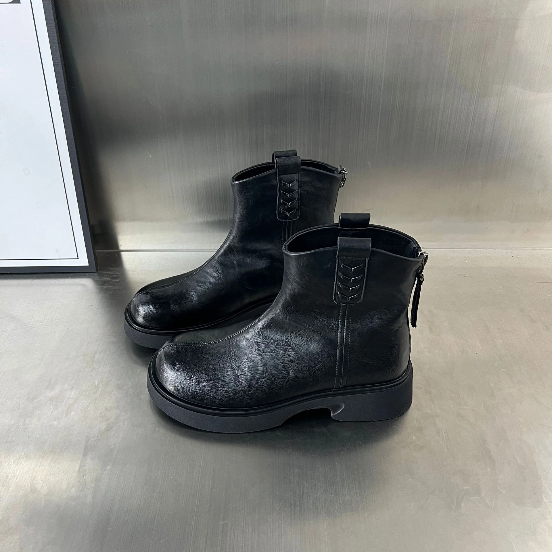 Damen Modische Leder-Stiefeletten mit robustem Plateau und feinem Zipper Heidi Mode - Image 6