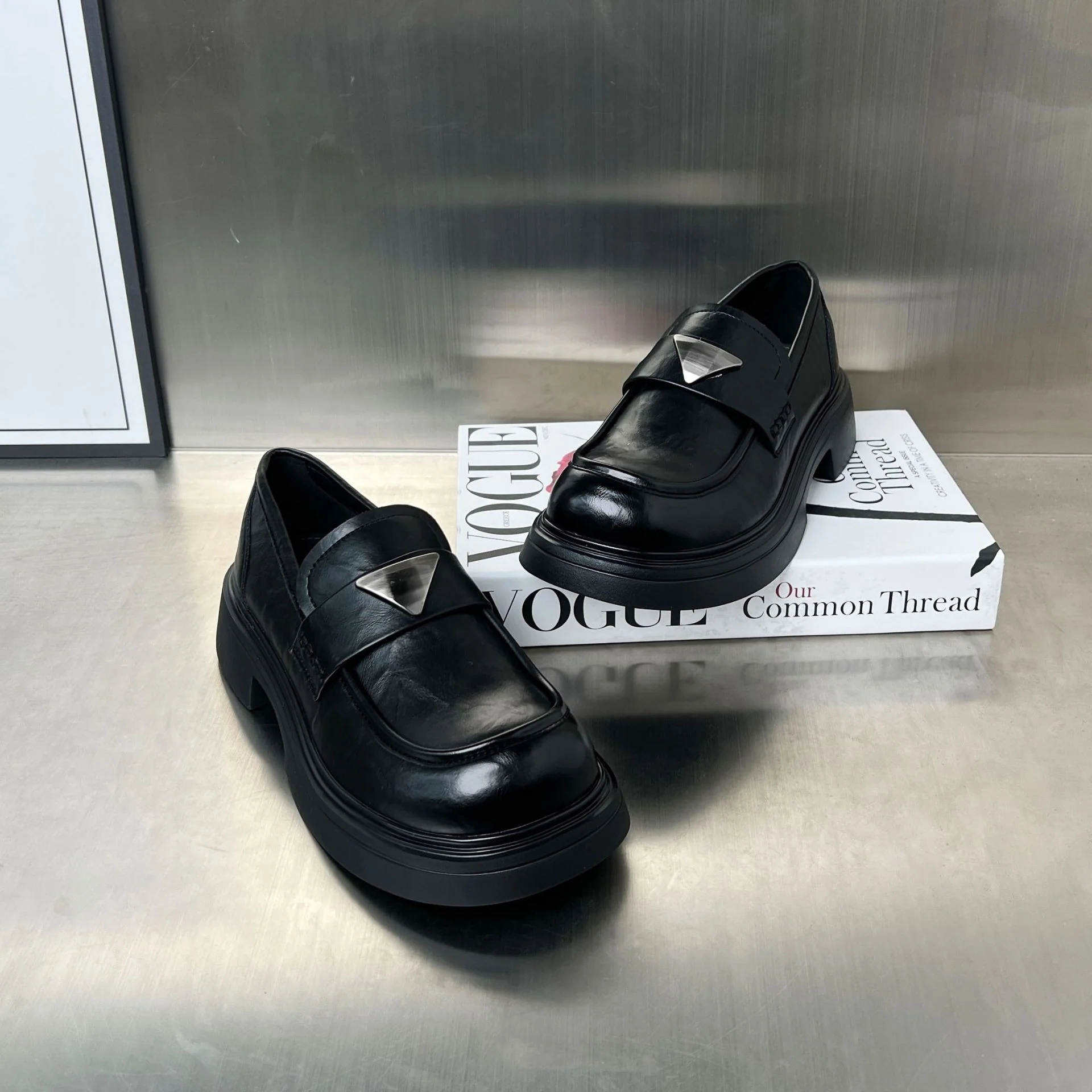 Damen modische Loafer mit komfortabler Sohle und eleganter Schnalle Heidi Mode - Image 2