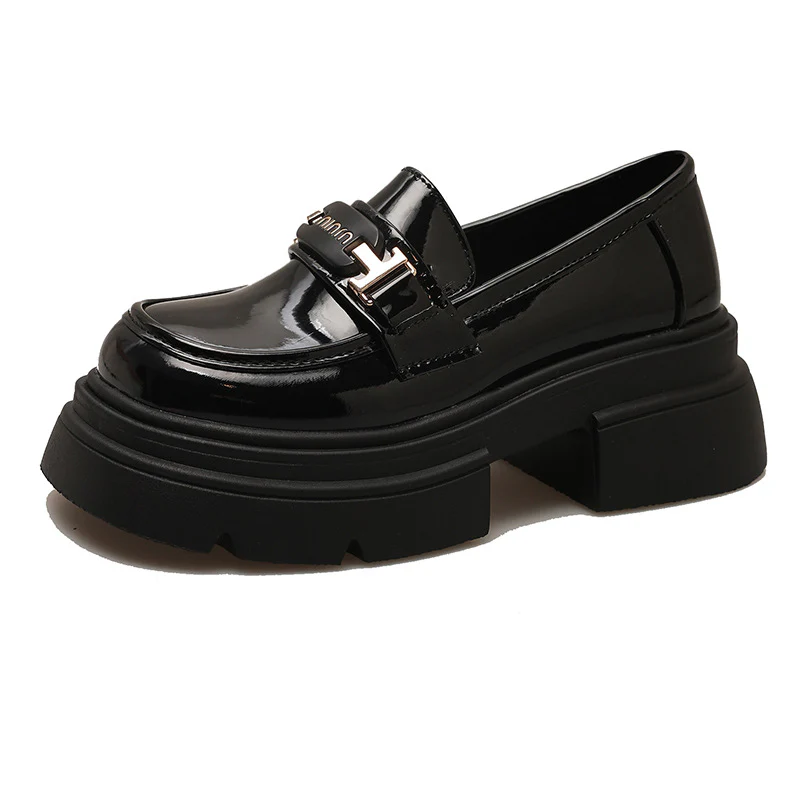 Damen Modische Loafers mit hochgezogenem Absatz und glänzender Oberfläche Heidi Mode - Image 5