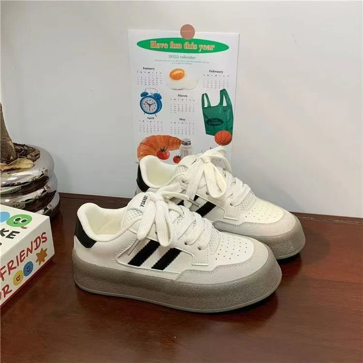 Damen Modische Low-Top Sneakers mit atmungsaktiver Sohle und auffälligem Design Heidi Mode - Image 3