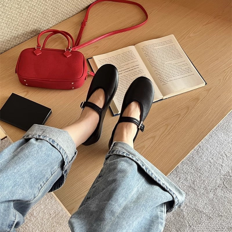 Damen modische Mary Janes mit verstellbarem Riemen und glänzender Oberfläche Heidi Mode - Image 3