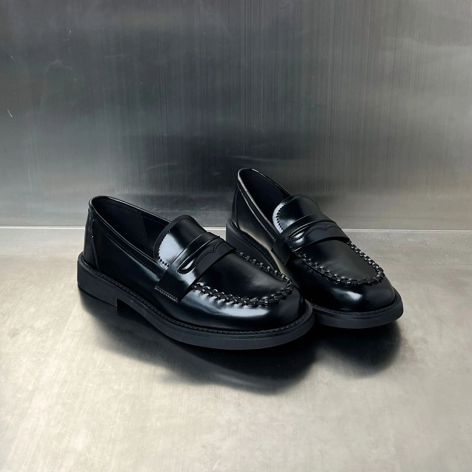 Damen modische Mokassins mit geschmackvoller Steppnaht und rutschfester Sohle Heidi Mode - Image 4