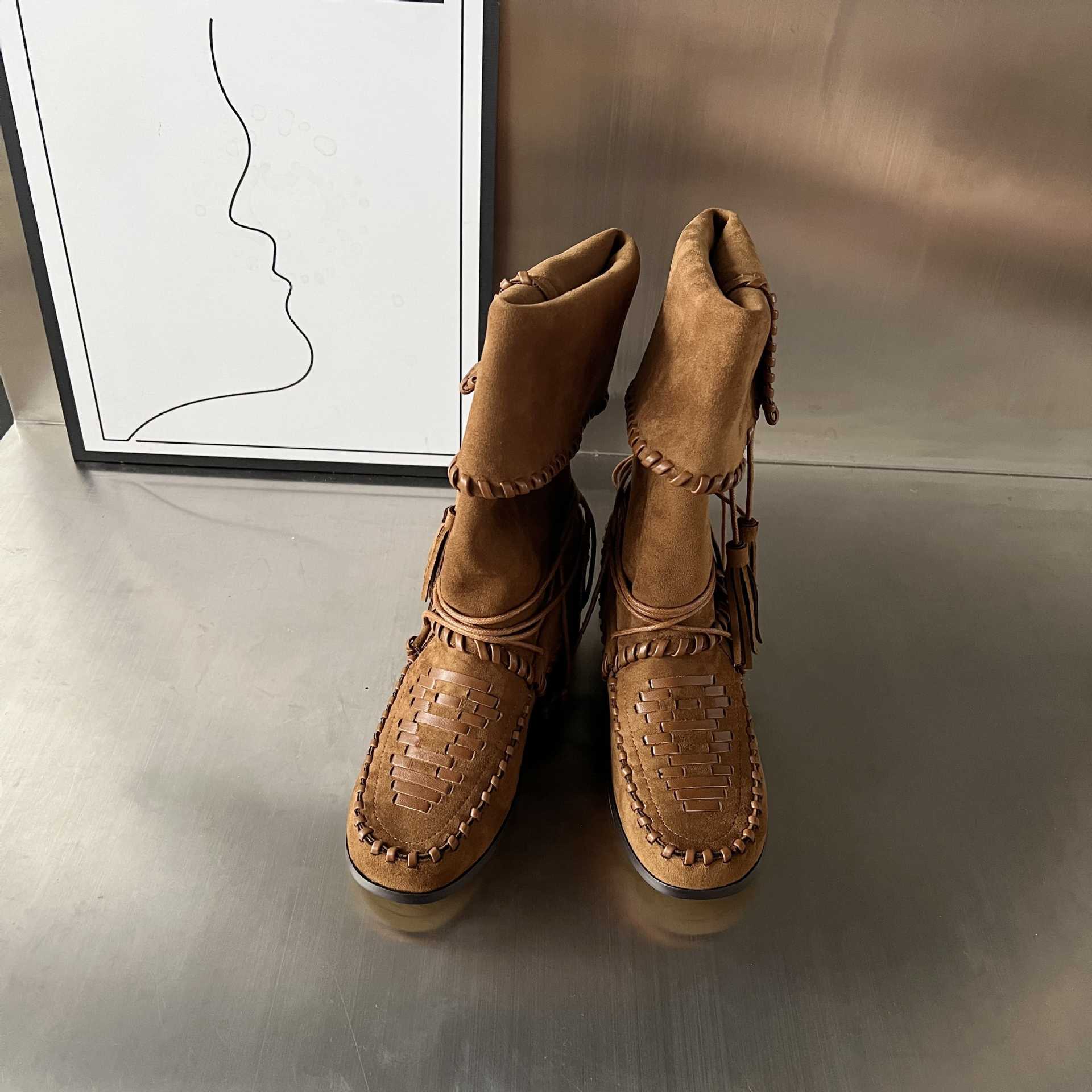 Damen Modische Mokassins-Stiefel mit einzigartigem Flechtmuster von Heidi Mode - Image 3