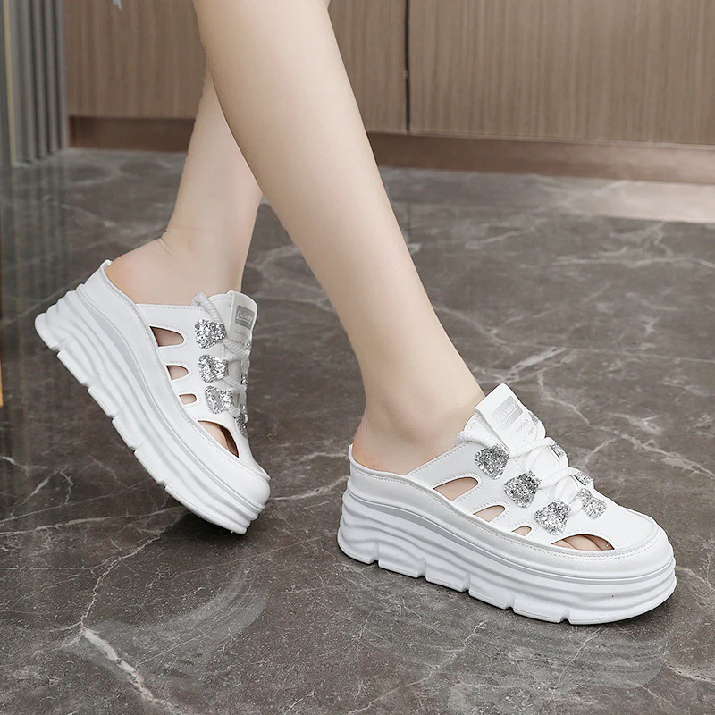 Damen modische Plateau-Mules mit glitzernden Akzenten und atmungsaktiver Obermaterialstruktur Heidi Mode - Image 3