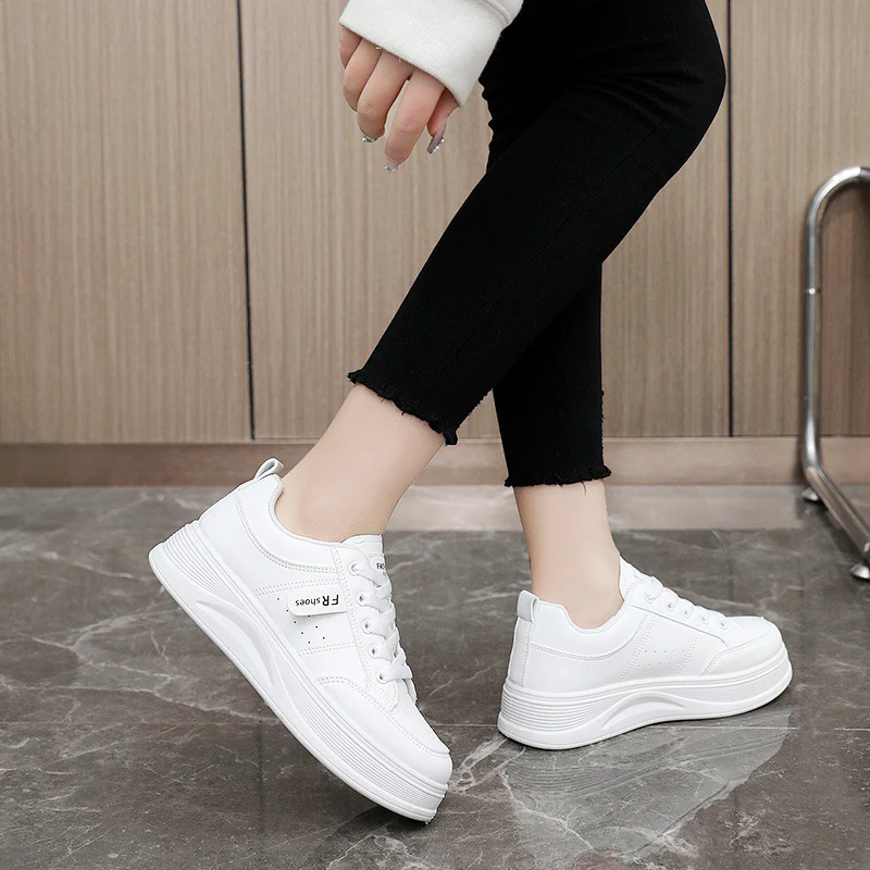 Damen modische Plateau-Sneaker mit atmungsaktiver Mesh-Oberfläche und rutschfester Sohle Heidi Mode - Image 4