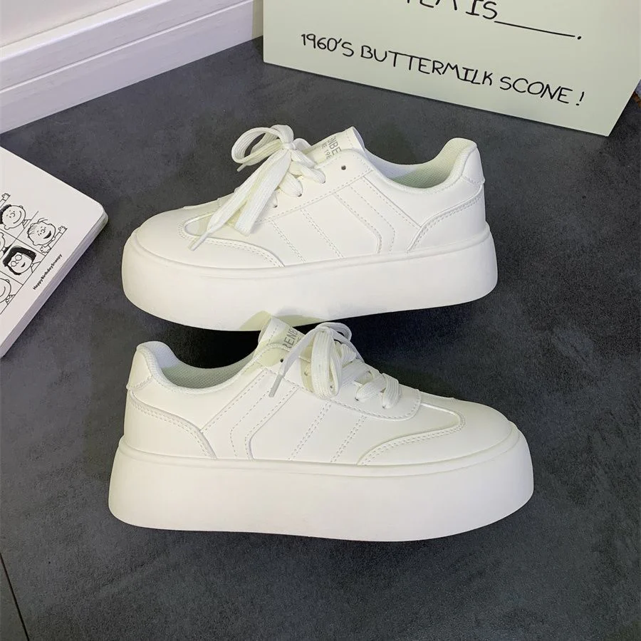 Damen modische Plateau-Sneaker mit klassischem Obermaterial und bequemer Dämpfung Heidi Mode - Image 4