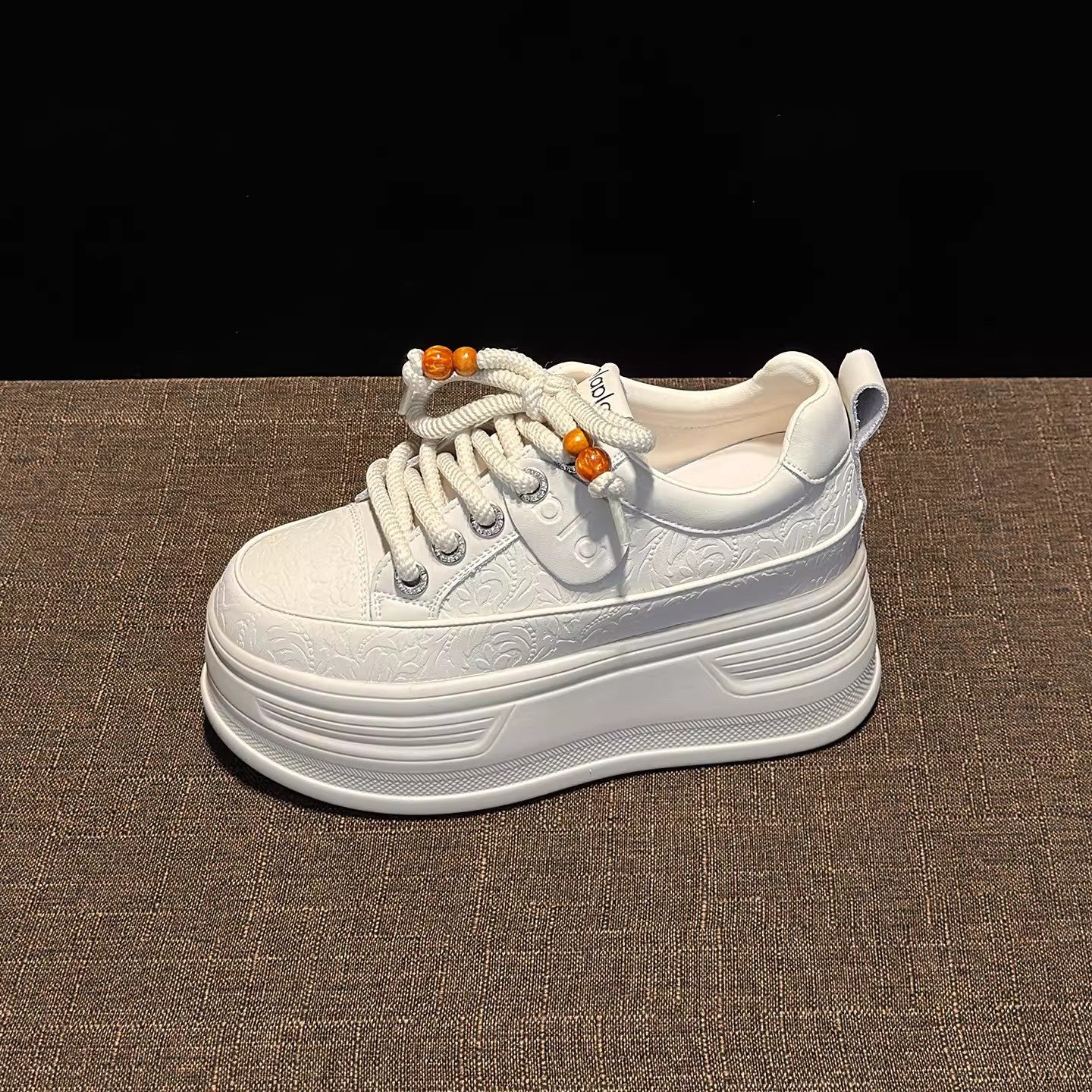 Damen modische Plateau Sneakers mit dekorativen Schnürsenkeln und strukturiertem Obermaterial Heidi Mode - Image 4