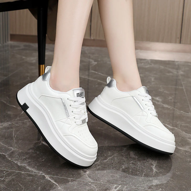 Damen modische Plateau Sneakers mit strukturiertem Obermaterial und komfortabler Dämpfung Heidi Mode - Image 3