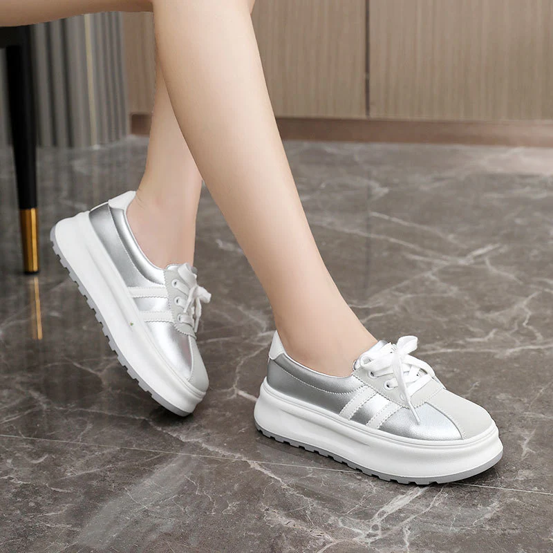 Damen modische Plateauschuhe mit metallic Details und rutschfester Sohle Heidi Mode - Image 4