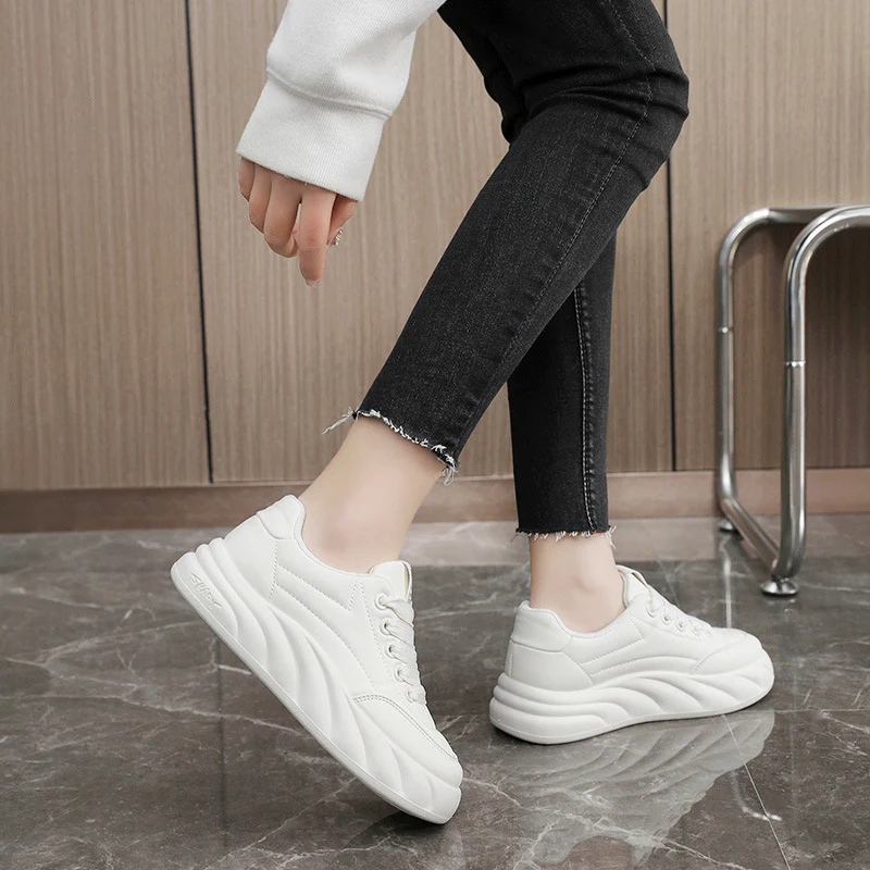 Damen modische Plateausneakers mit ergonomischer Dämpfung und atmungsaktiver Oberflächenstruktur Heidi Mode - Image 3