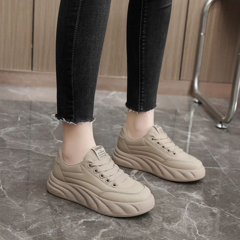 Damen modische Plateausneakers mit ergonomischer Dämpfung und atmungsaktiver Oberflächenstruktur Heidi Mode - Image 4