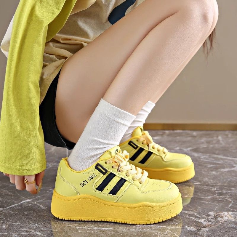 Damen modische Plattform-Sneaker mit sportlichem Design und atmungsaktiver Oberflächenstruktur Heidi Mode - Image 3