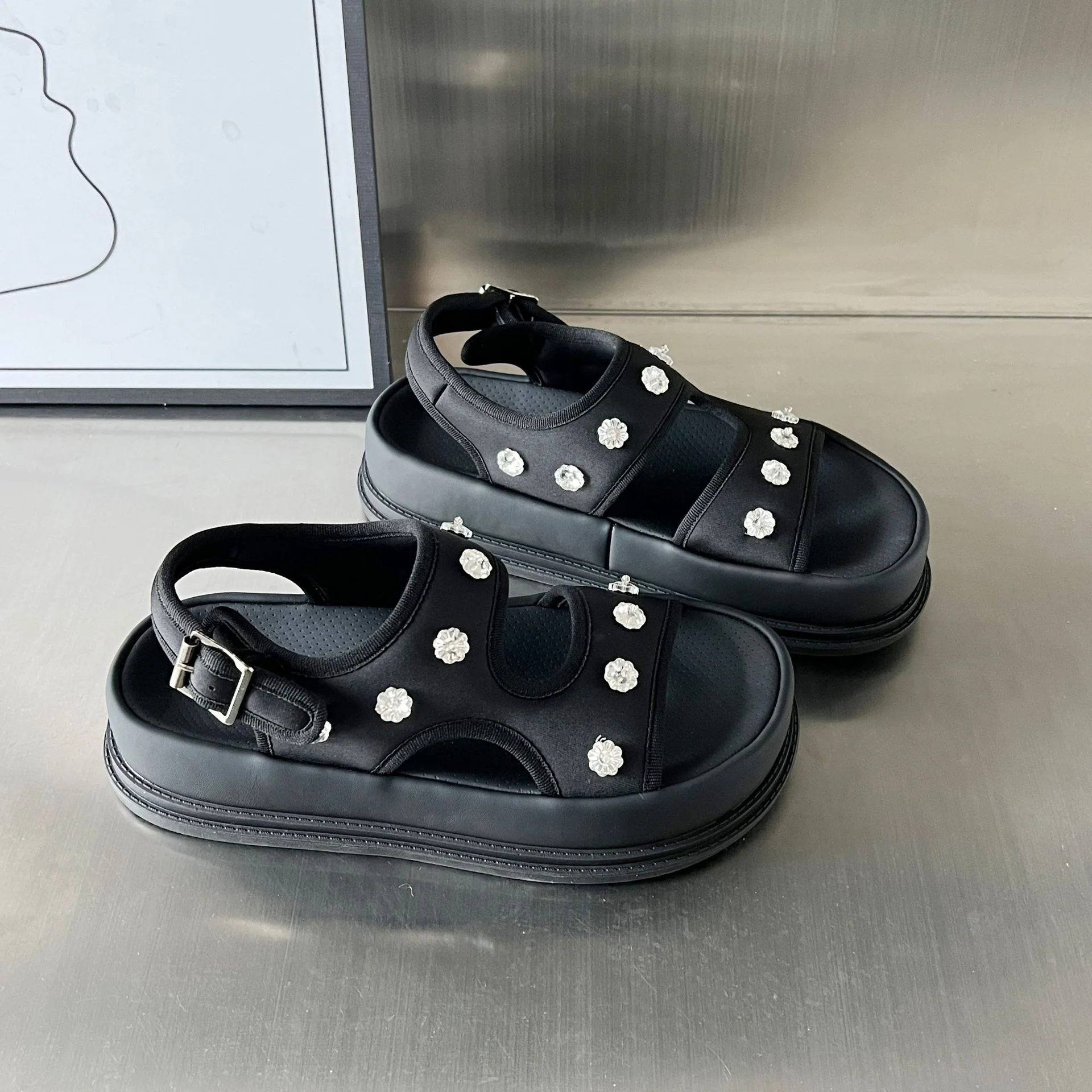 Damen modische Sandalen mit luxuriösen Verzierungen Heidi Mode - Image 3