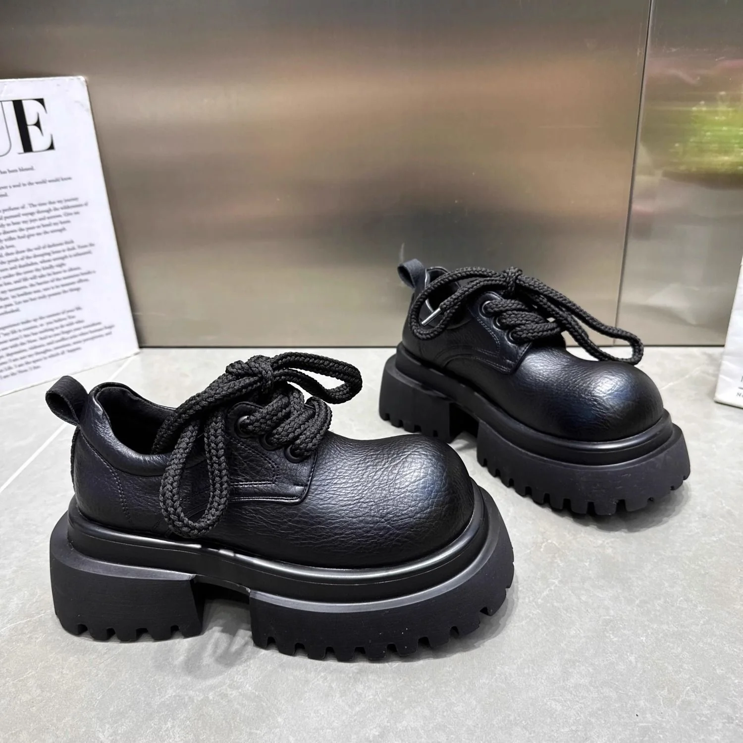 Damen modische Schnürboots mit robustem Plateau und rutschfester Sohle Heidi Mode - Image 2