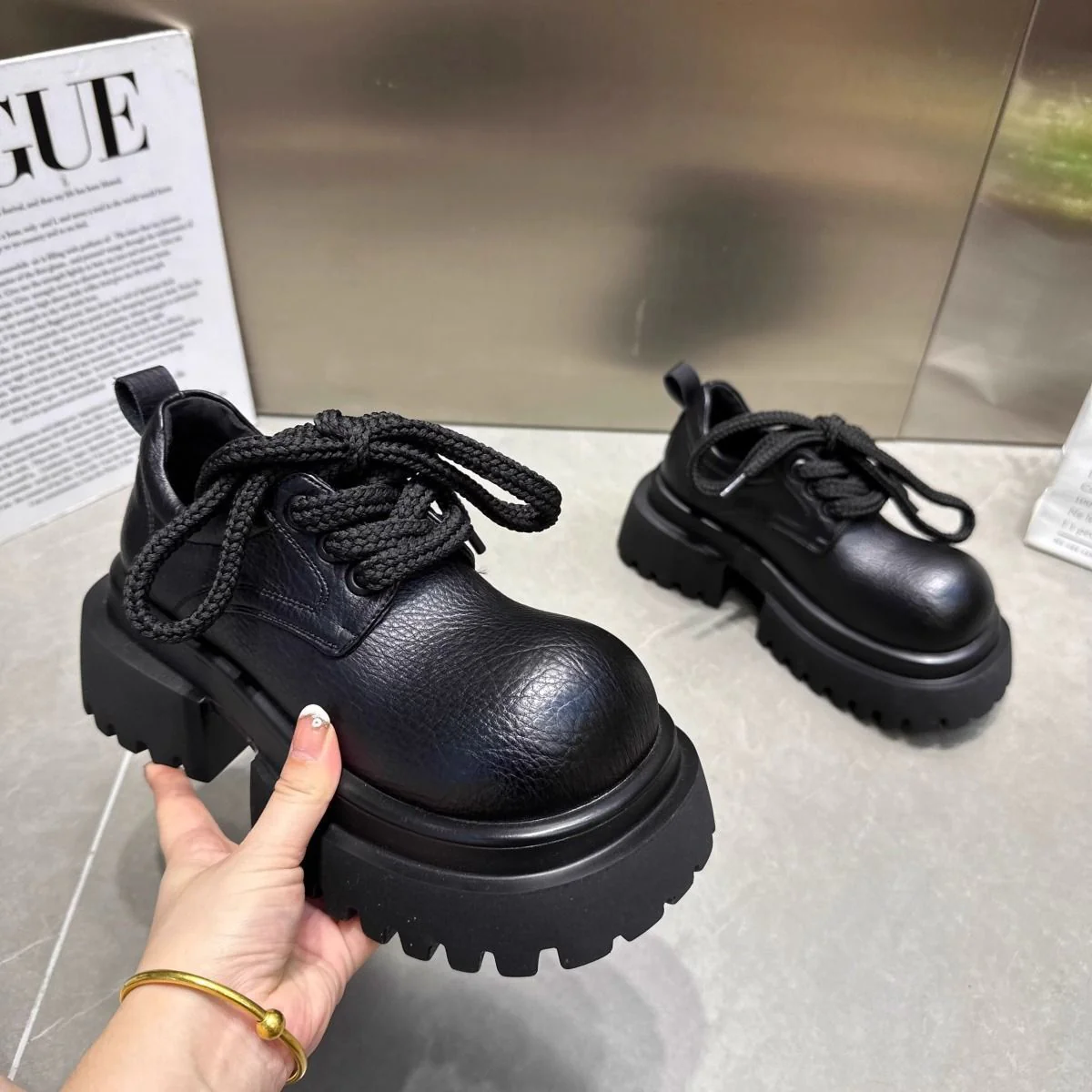 Damen modische Schnürboots mit robustem Plateau und rutschfester Sohle Heidi Mode - Image 3