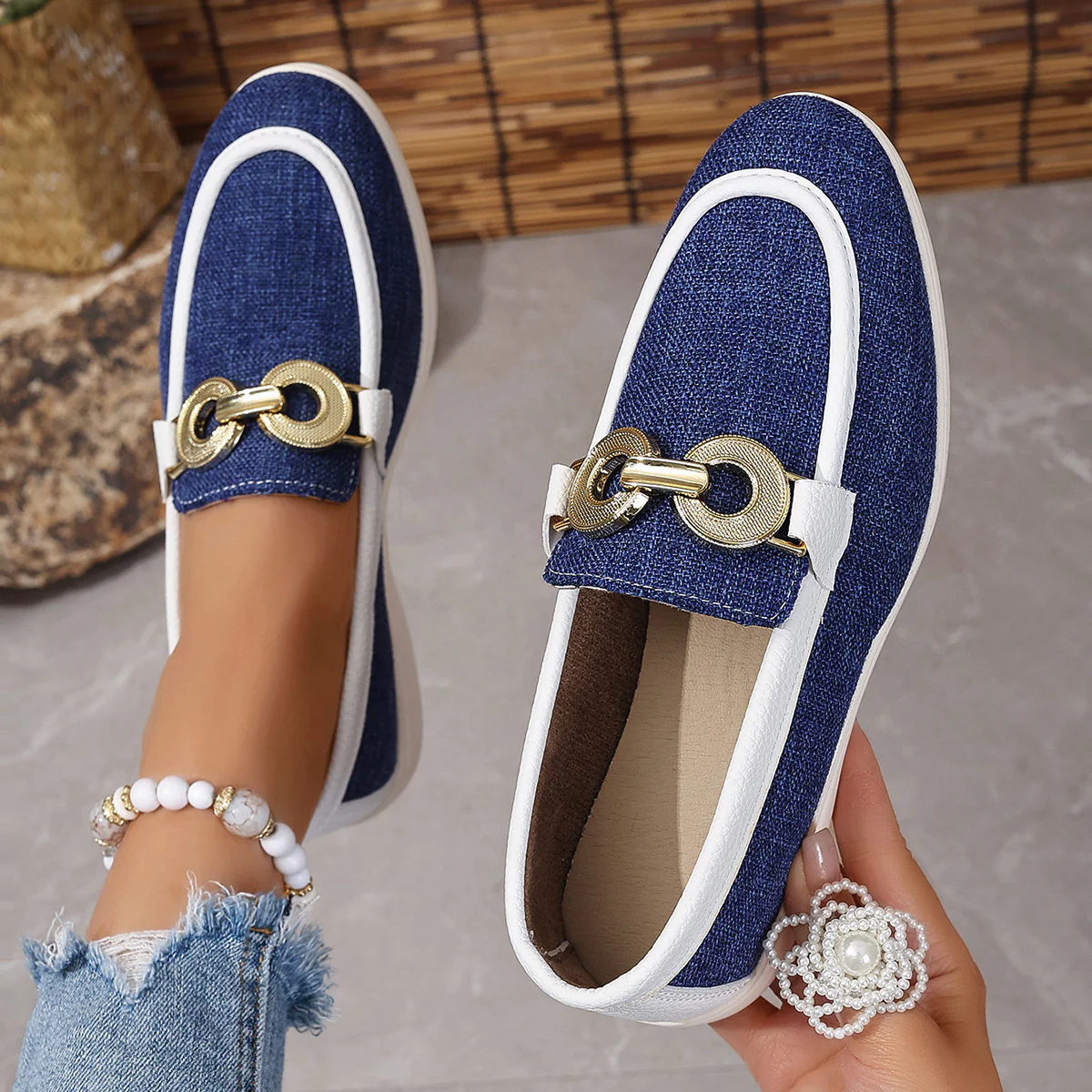Damen modische Slipper mit elegantem Goldverzierungsdetail Heidi Mode - Image 6