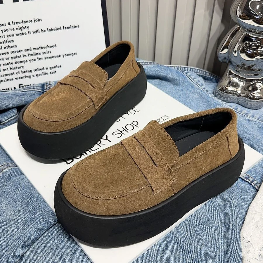 Damen modische Slipper mit extravaganter Plateau-Sohle Heidi Mode - Image 2