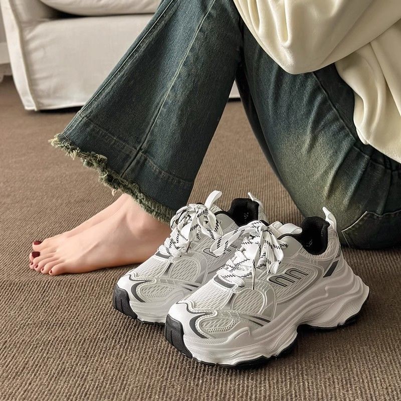 Damen модische Sneaker im futuristischen Design mit verstärkter Sohle Heidi Mode - Image 4