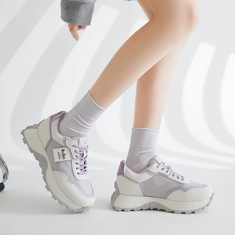 Damen modische Sneaker mit dämpfender Sohle und sportlichem Design Heidi Mode - Image 2