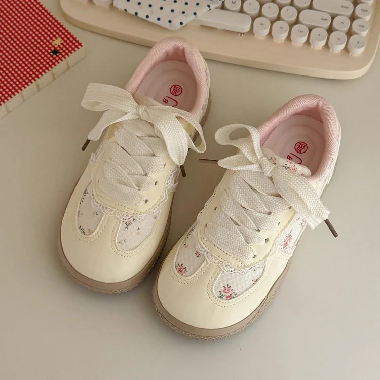 Damen Modische Sneaker mit floralen Akzenten und luxuriösem Spitzen-Design Heidi Mode - Image 3