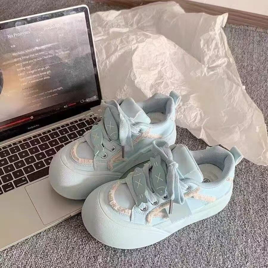 Damen Modische Sneaker mit innovativem Sohlenprofil und elastischem Schnürsystem Heidi Mode - Image 2