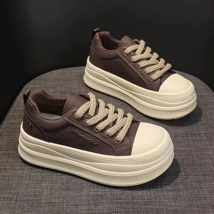 Damen modische Sneaker mit kontrastierender Sohle und elastischem Schnürsystem Heidi Mode - Image 3