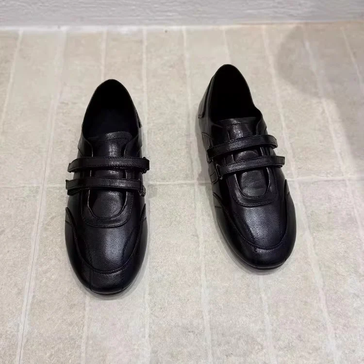 Damen modische Sneaker mit praktischem Klettverschluss und ergonomischem Design Heidi Mode - Image 2