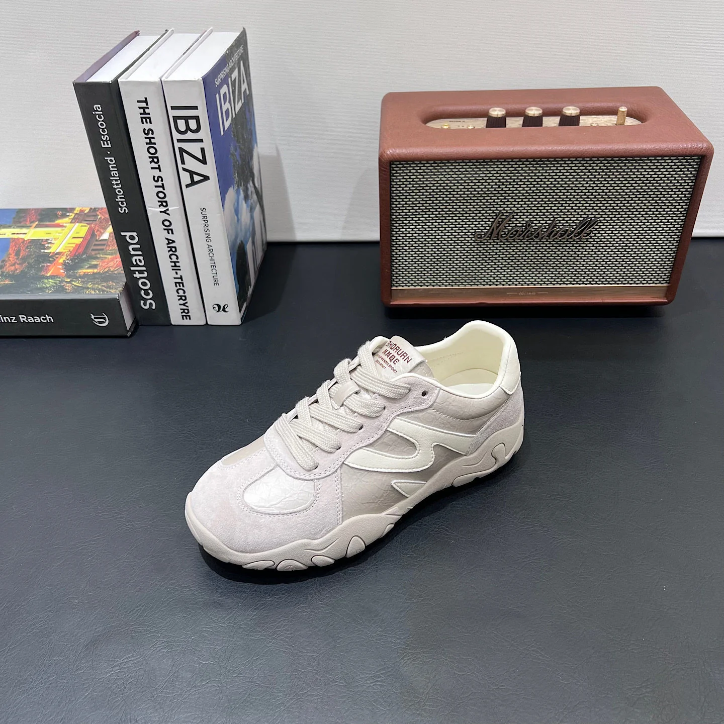 Damen modische Sneakers mit atmungsaktivem Obermaterial und innovativer Dämpfungstechnologie Heidi Mode - Image 4