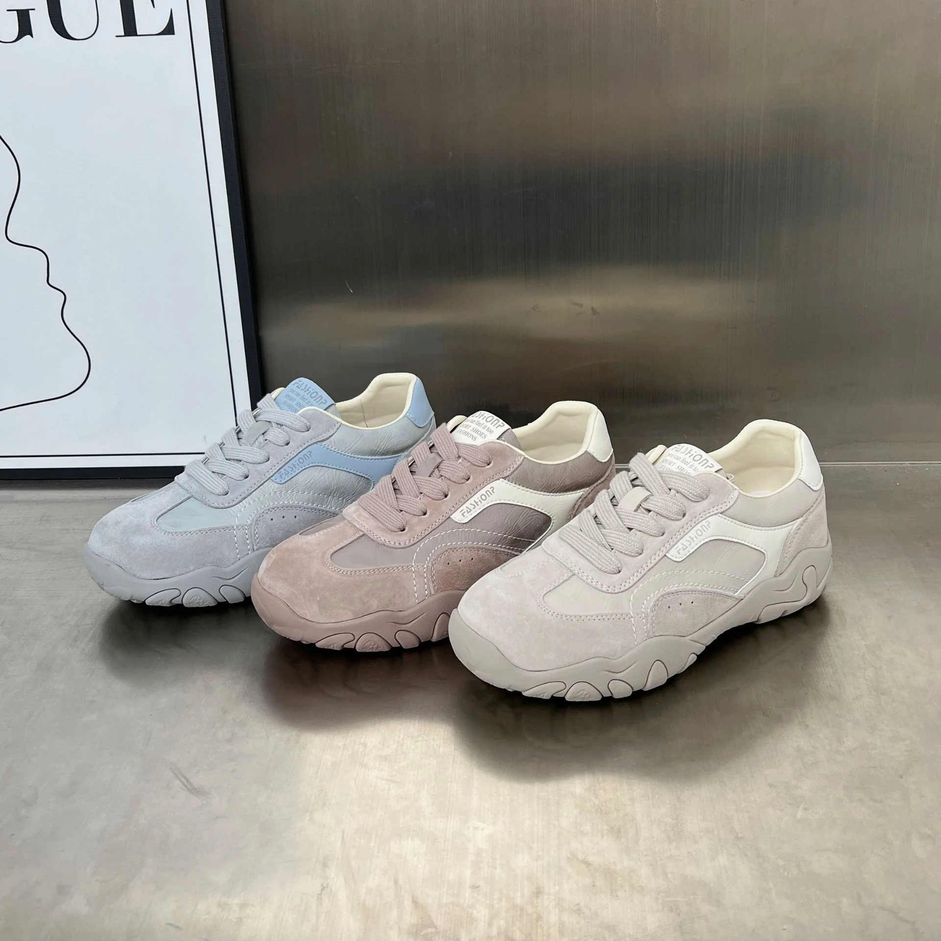Damen modische Sneakers mit atmungsaktiver Obermaterialkombination und stabiler Laufsohle Heidi Mode - Image 3
