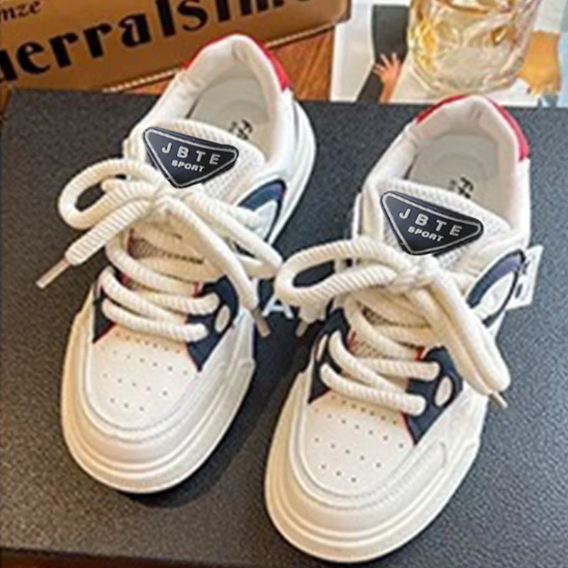 Damen modische Sneakers mit atmungsaktiver Obermaterialstruktur und komfortabler Sohle Heidi Mode - Image 4