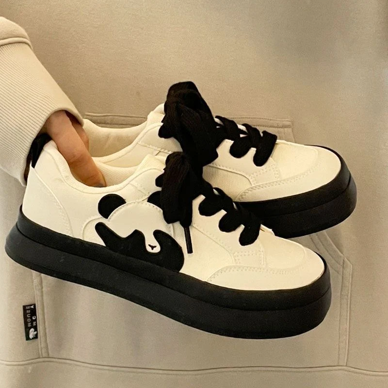Damen Modische Sneakers mit auffälligem Design und prägnanter Sohle Heidi Mode - Image 6