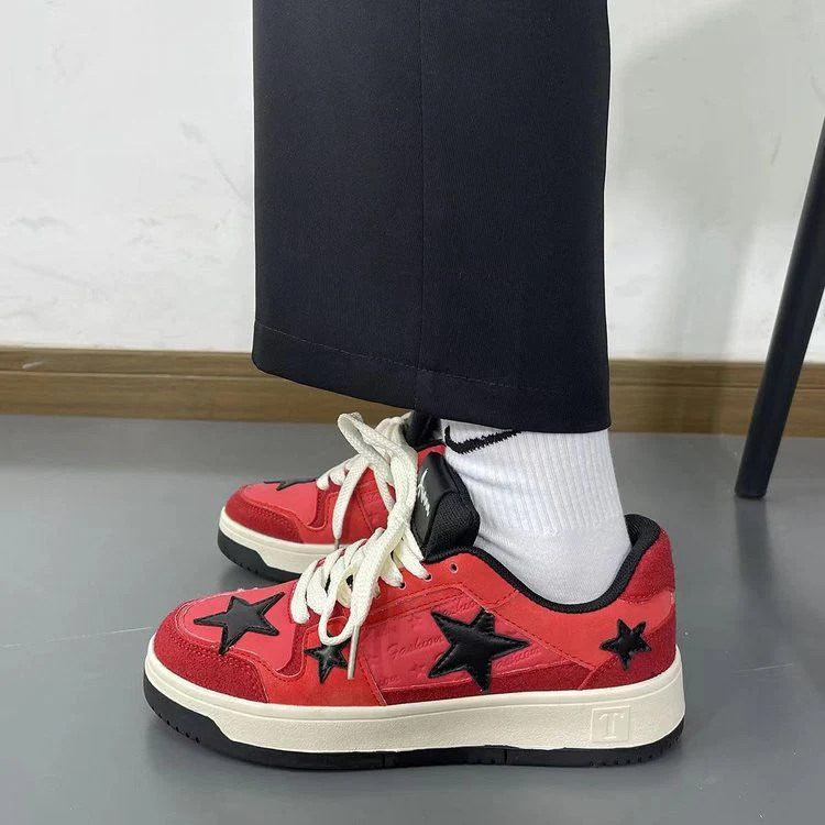Damen modische Sneakers mit auffälligem Sternen-Design und bequemer Dämpfung Heidi Mode - Image 2