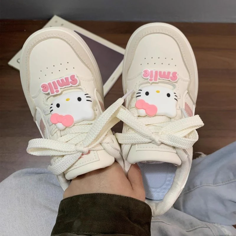 Damen Modische Sneakers mit charakteristischem Hello Kitty Design Heidi Mode - Image 4