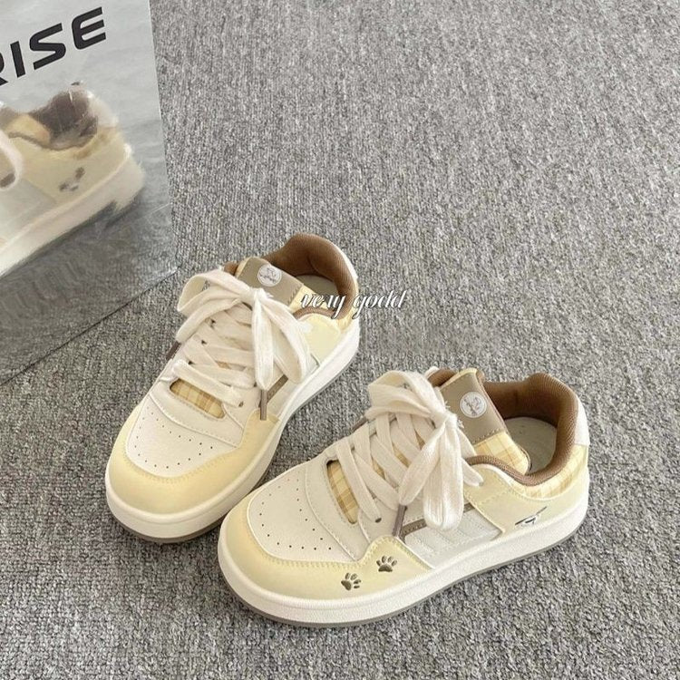 Damen modische Sneakers mit einzigartigen Detailapplikationen und komfortabler Sohle Heidi Mode - Image 2