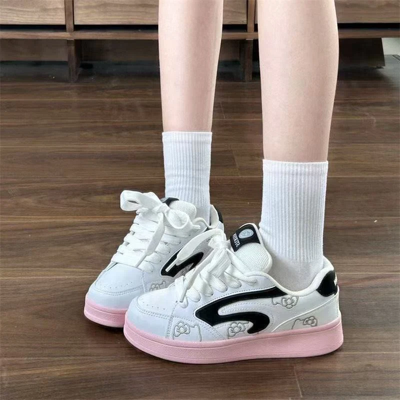 Damen Modische Sneakers mit floralen Motiv und bequemer Dämpfung Heidi Mode - Image 2