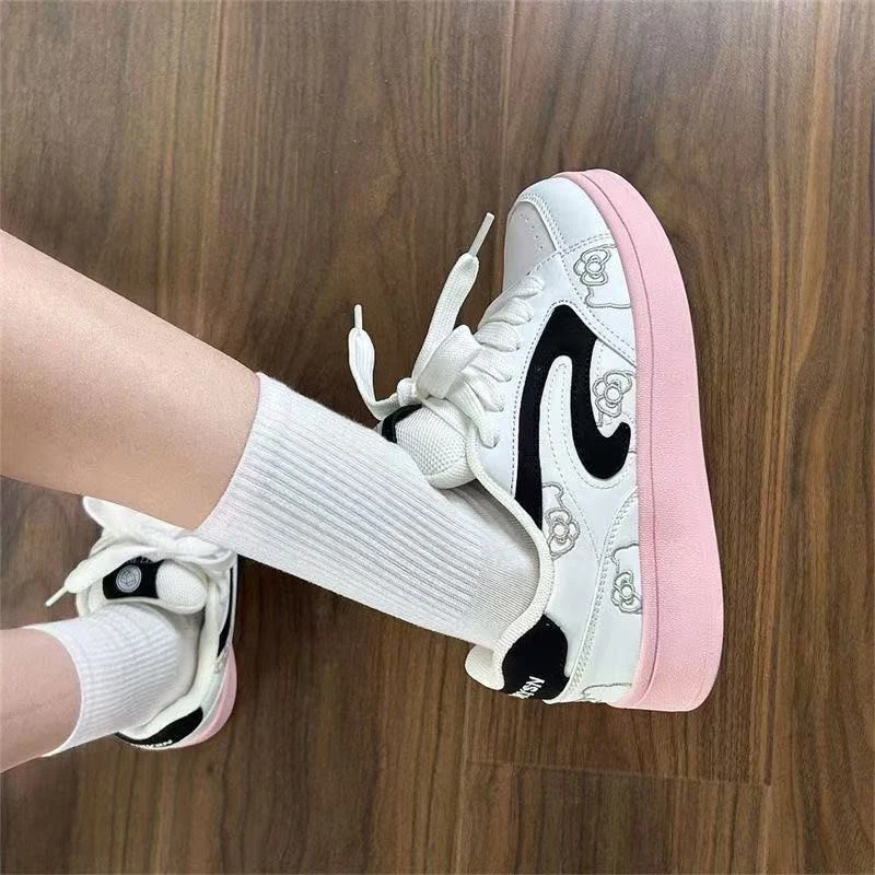 Damen Modische Sneakers mit floralen Motiv und bequemer Dämpfung Heidi Mode - Image 3