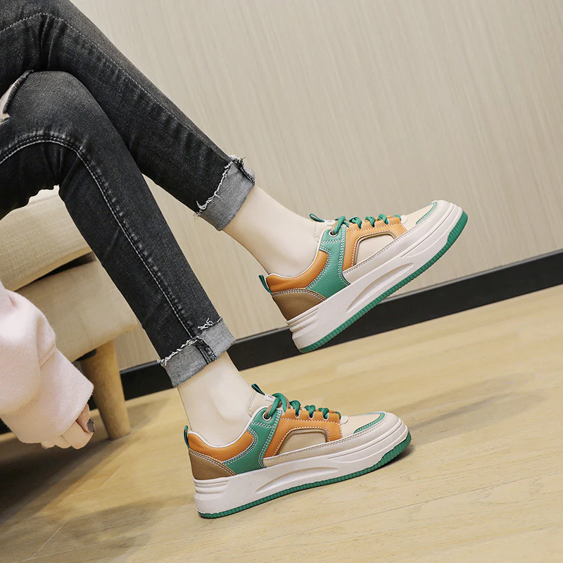 Damen modische Sneakers mit gepolstertem Innenfutter und robustem Sohlenprofil Heidi Mode - Image 4