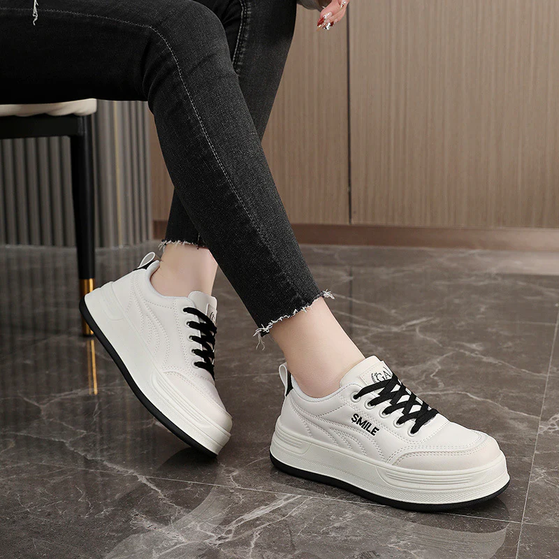 Damen modische Sneakers mit gepolsterter Sohle und atmungsaktiver Obermaterialstruktur Heidi Mode - Image 4