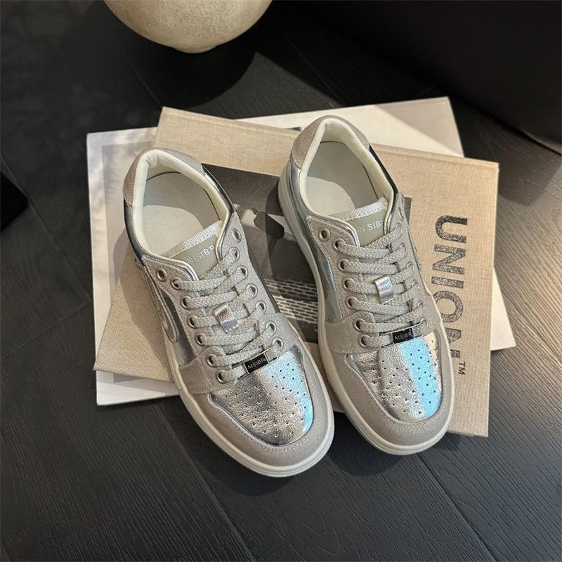 Damen modische Sneakers mit glänzenden Akzenten und atmungsaktiver Oberflächenstruktur Heidi Mode - Image 3
