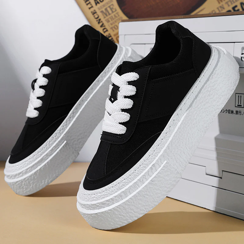Damen modische Sneakers mit hoher Plateausohle und eleganter Oberflächenstruktur Heidi Mode