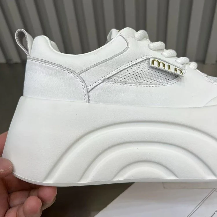 Damen Modische Sneakers mit innovativer Sohlen-Technologie Heidi Mode - Image 3