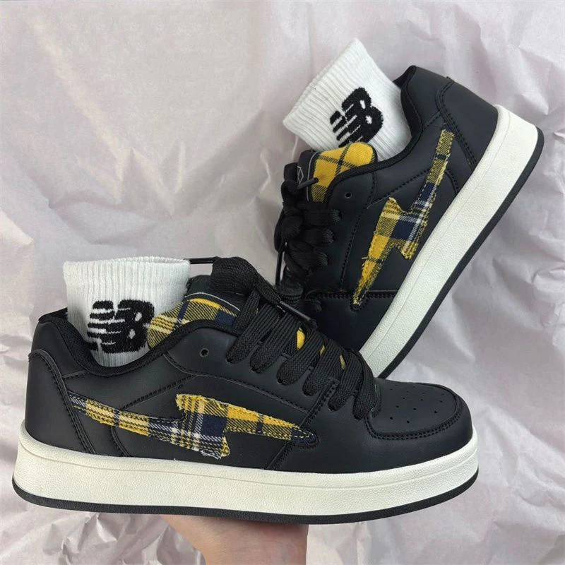 Damen Modische Sneakers mit kariertem Design und gepolsterter Innensohle Heidi Mode - Image 2