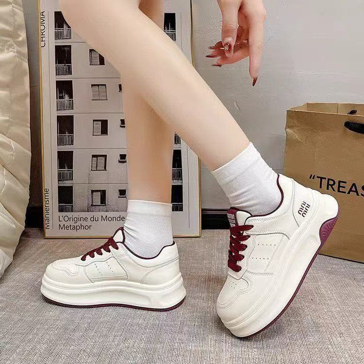 Damen Modische Sneakers mit sportlich-elegantem Design und dämpfender Sohle Heidi Mode - Image 3