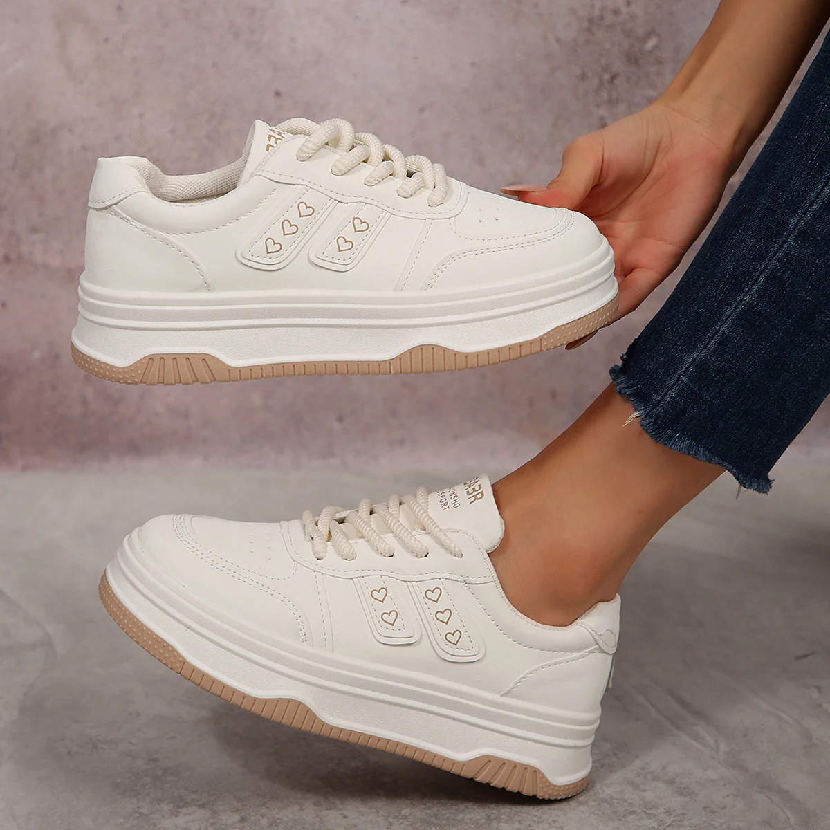 Damen modische Sneakers mit strukturiertem Obermaterial und komfortabler Dämpfung Heidi Mode - Image 4