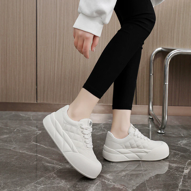 Damen modische Sneakers mit trendigem Profil und gepolsterter Sohle Heidi Mode - Image 4