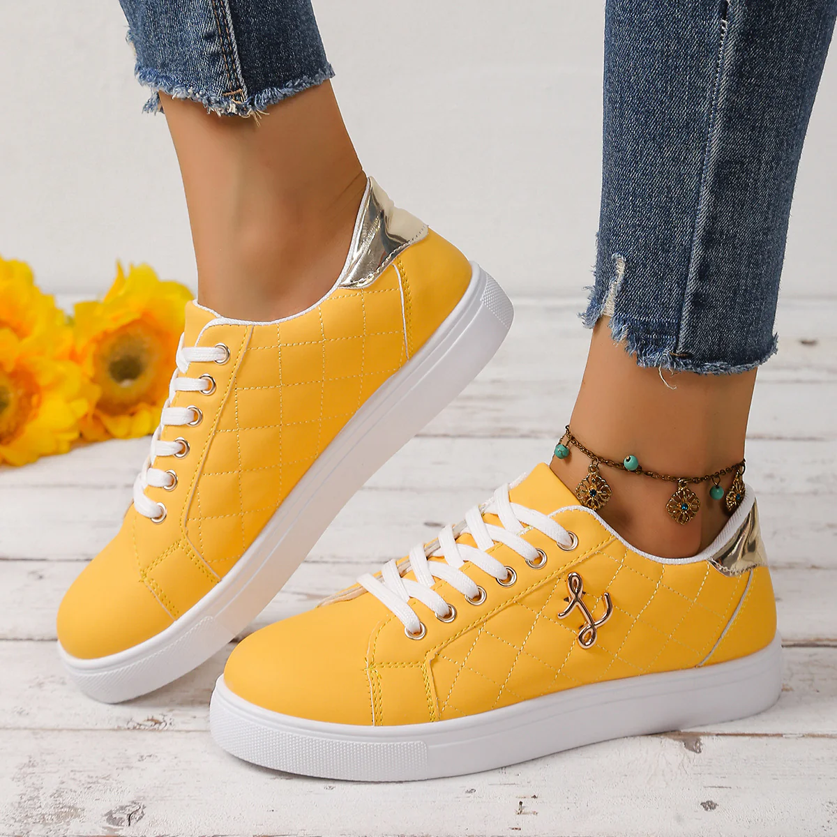 Damen Modische Sneakers mit trendiger Stepp-Optik und mittelhohem Kragen Heidi Mode - Image 8