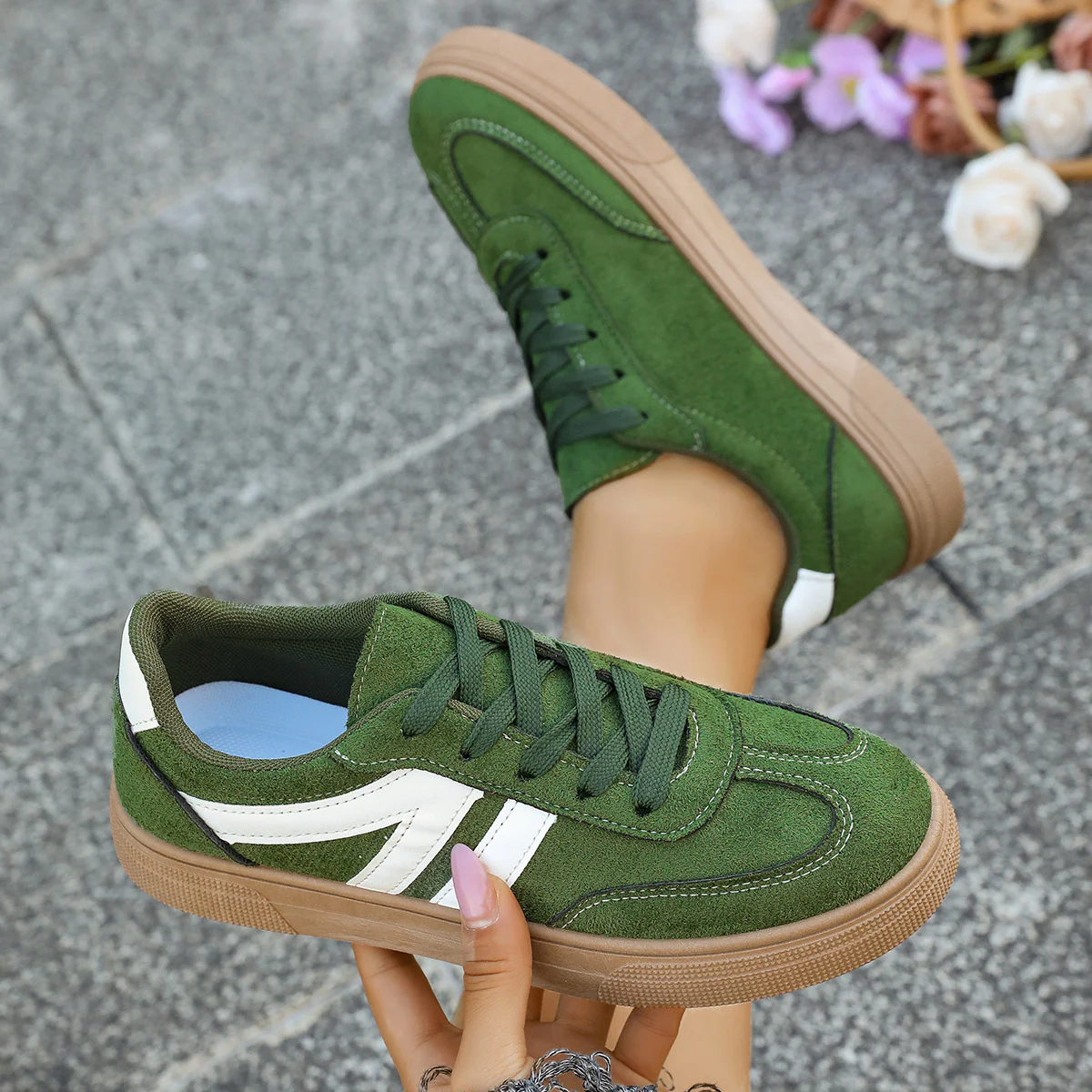 Damen modische Sneakers mit weichem Wildleder und urbanem Design Heidi Mode - Image 2