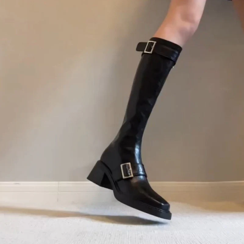 Damen modische Stiefel mit elegantem Schnallenverschluss und robustem Blockabsatz Heidi Mode - Image 7