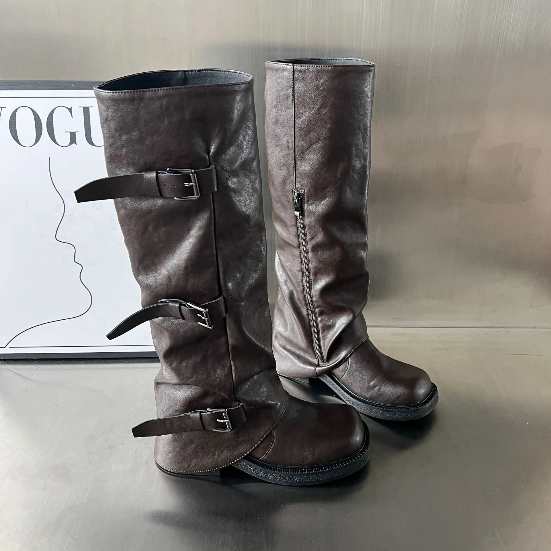 Damen modische Stiefel mit verstellbaren Riemen und robustem Profil Heidi Mode - Image 5