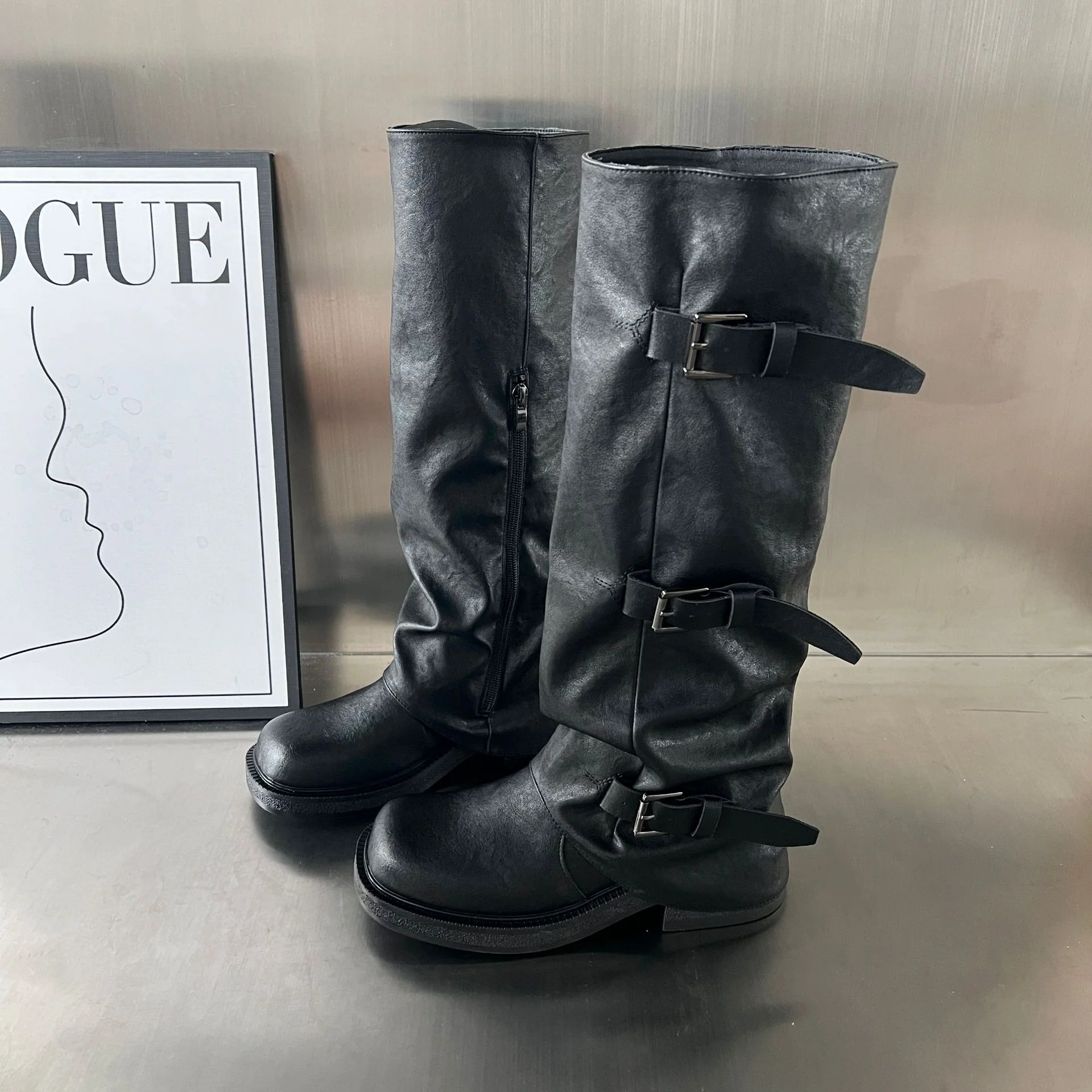 Damen modische Stiefel mit verstellbaren Riemen und robustem Profil Heidi Mode - Image 6